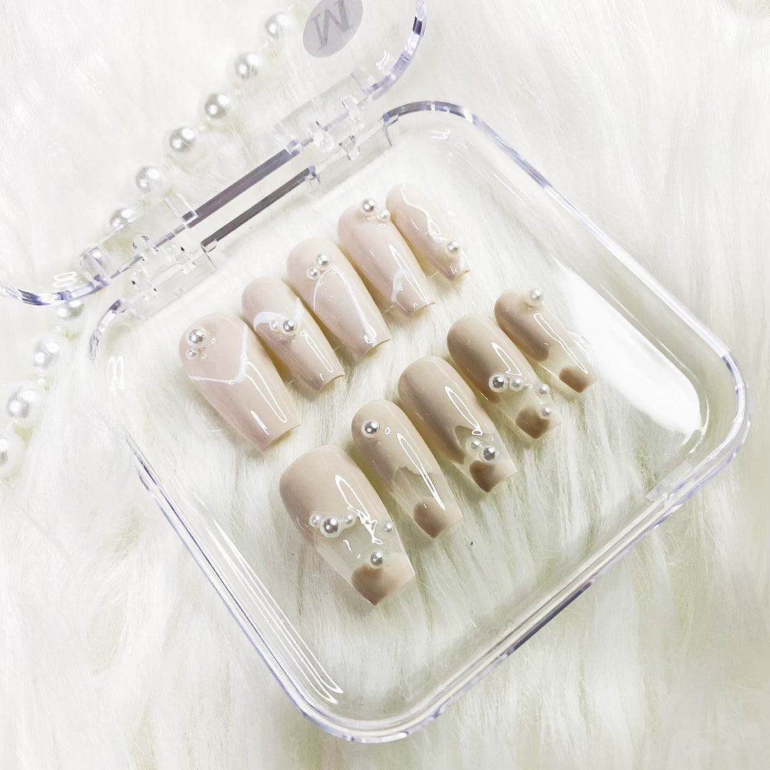 pearl lines PRESS ON NAILS