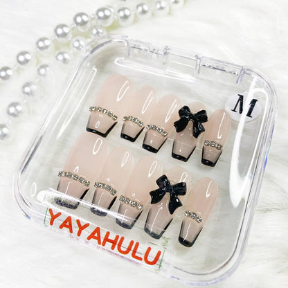 chain french BLACK PRESS ON NAILS